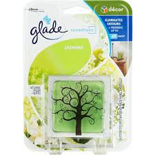 Air Wick Vs. Glade Air Fresheners (Which Are Better?) - Prudent Reviews